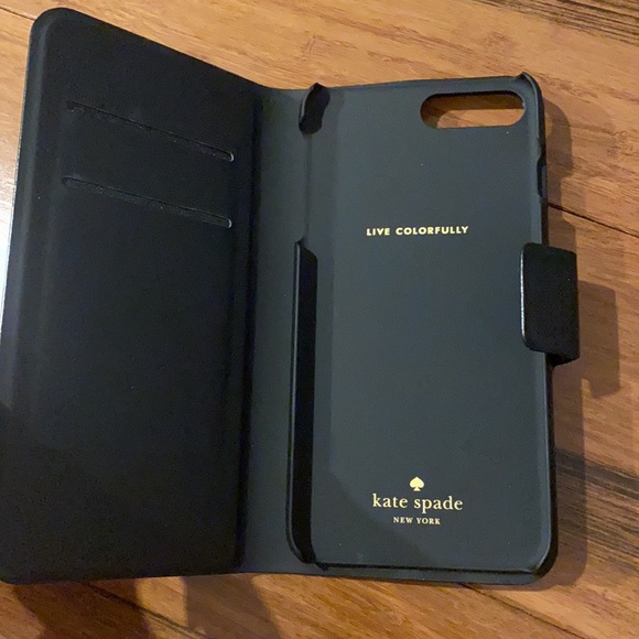 Phone case - Picture 2 of 4